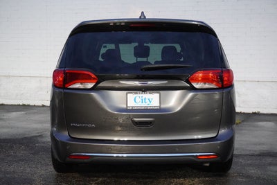 2020 Chrysler Pacifica Touring