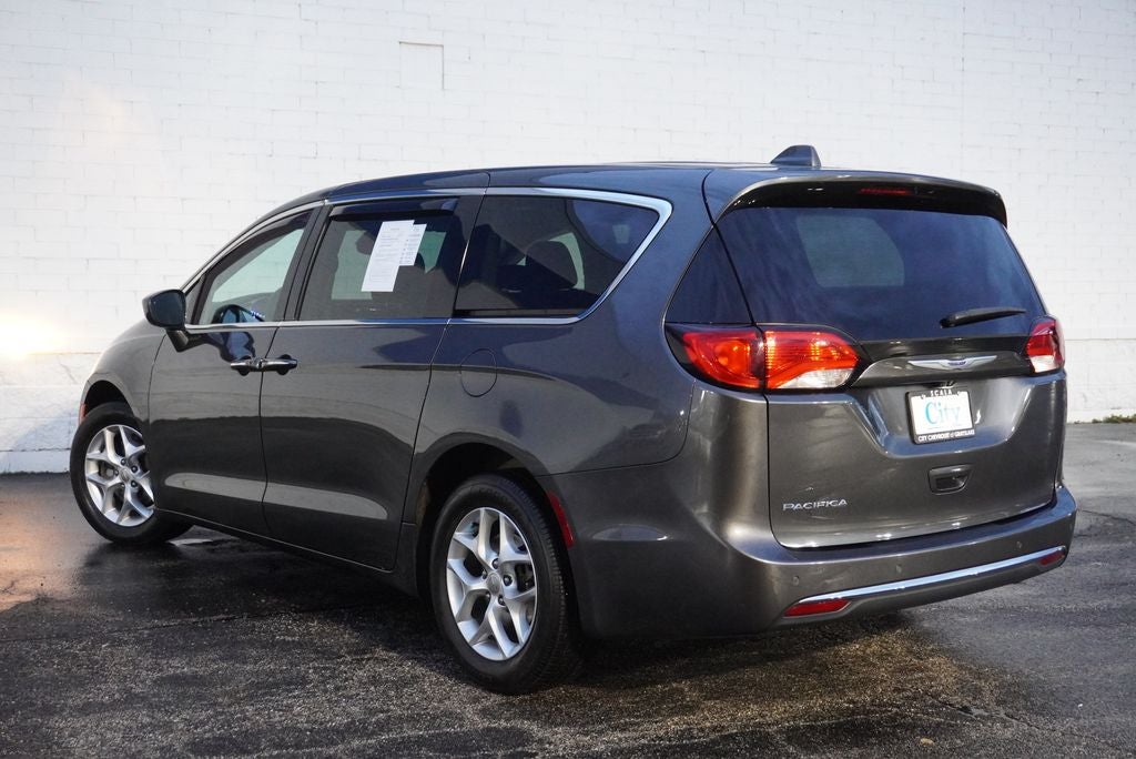 2020 Chrysler Pacifica Touring