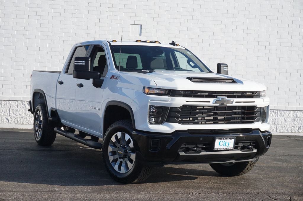 2026 Chevrolet Silverado 2500HD Custom