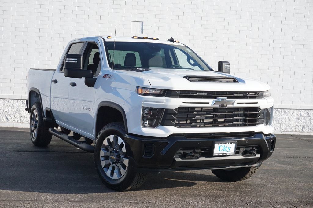 2026 Chevrolet Silverado 2500HD Custom