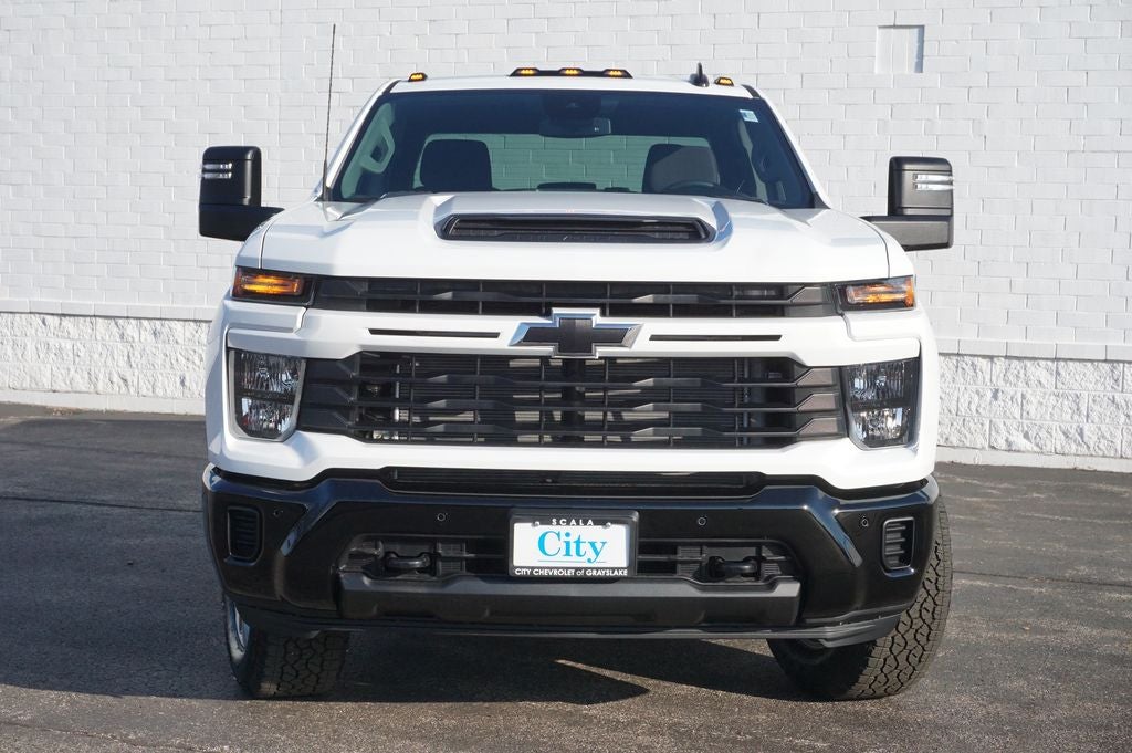 2026 Chevrolet Silverado 2500HD Custom