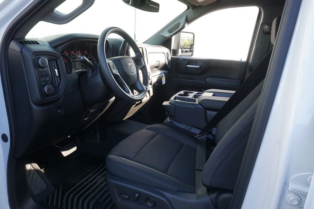 2026 Chevrolet Silverado 2500HD Custom