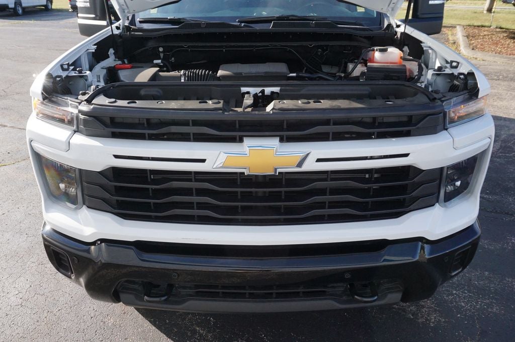 2026 Chevrolet Silverado 2500HD Custom