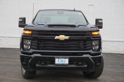 2026 Chevrolet Silverado 2500HD Custom
