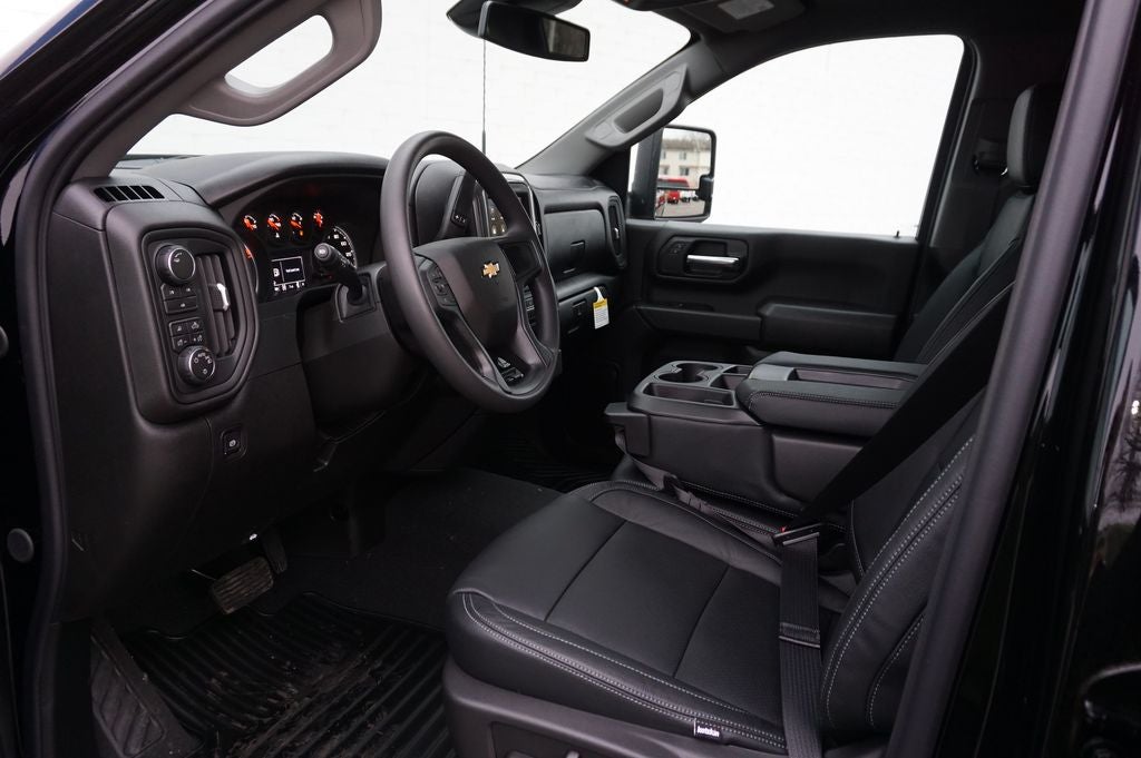 2026 Chevrolet Silverado 2500HD Custom