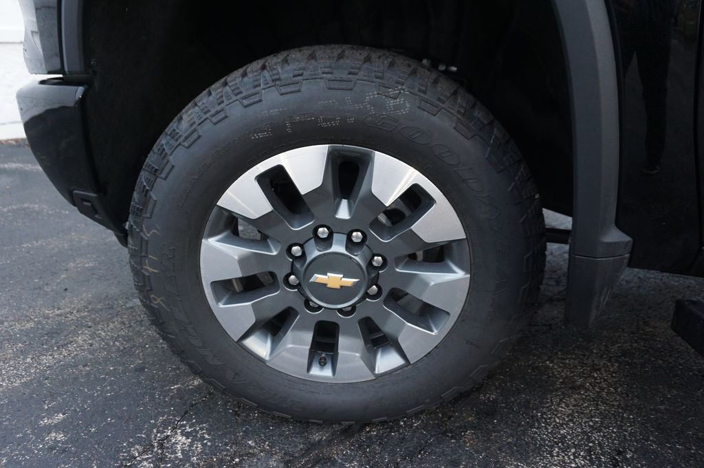 2026 Chevrolet Silverado 2500HD Custom