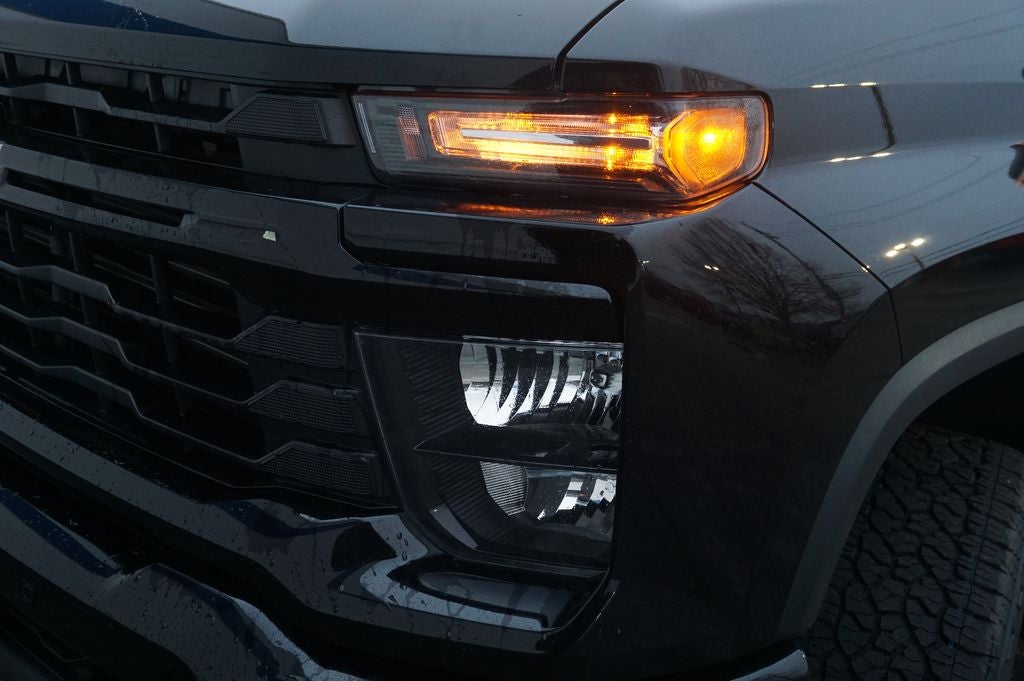 2026 Chevrolet Silverado 2500HD Custom