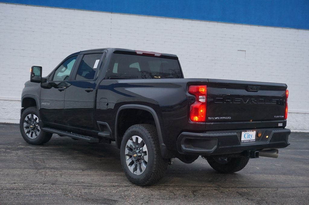 2026 Chevrolet Silverado 2500HD Custom
