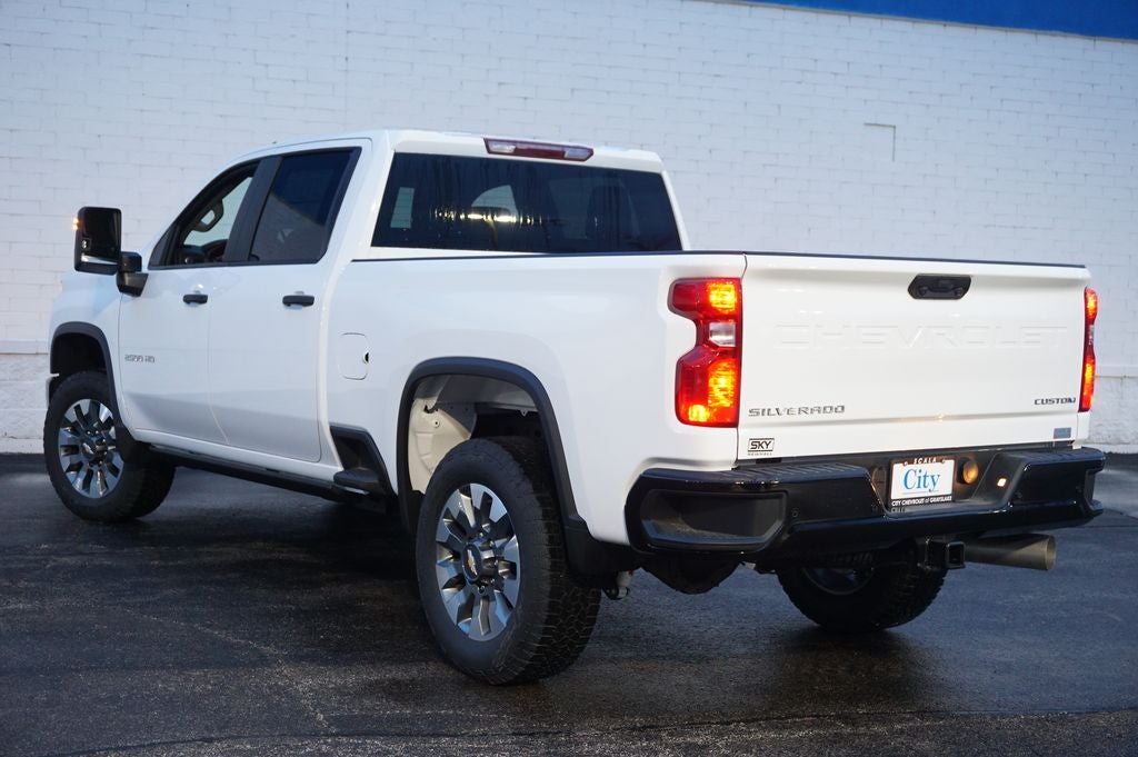 2026 Chevrolet Silverado 2500HD Custom