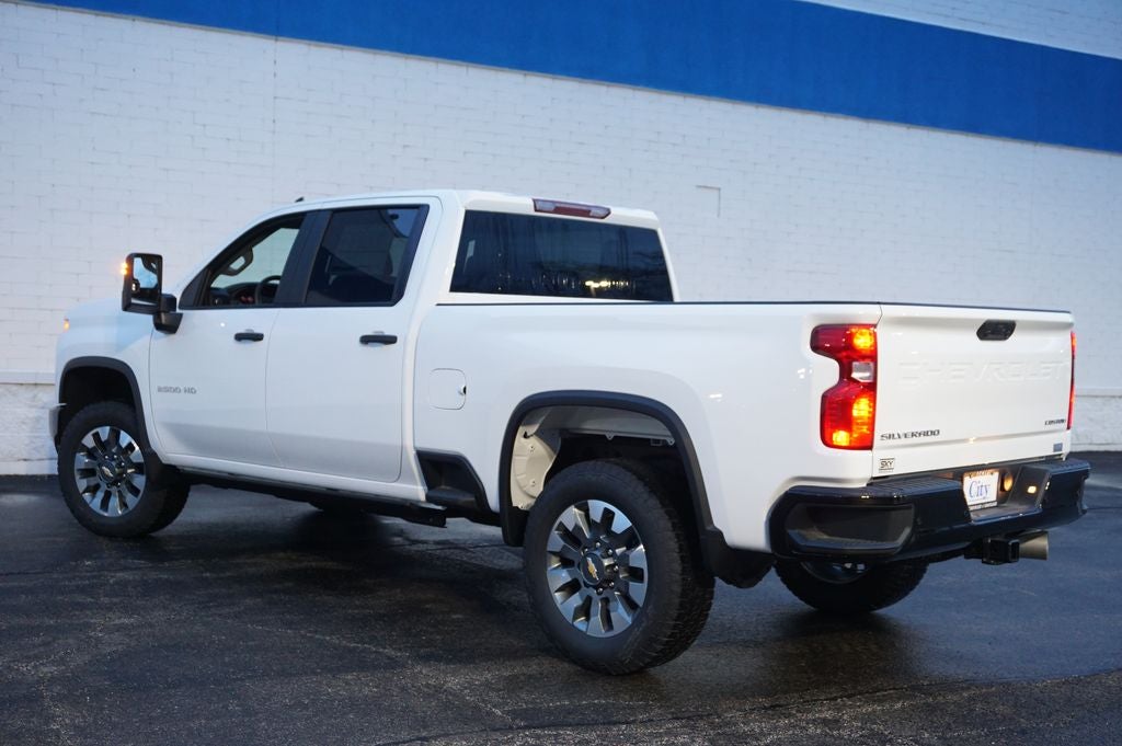 2026 Chevrolet Silverado 2500HD Custom