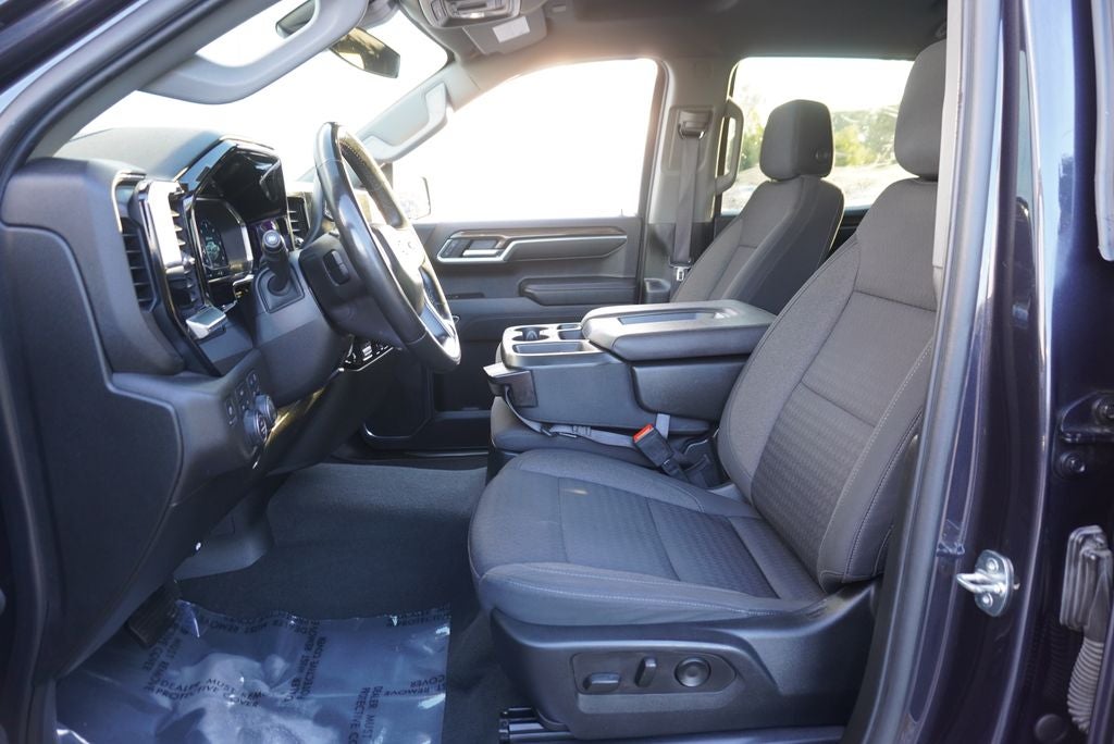 2023 Chevrolet Silverado 1500 LT LT1