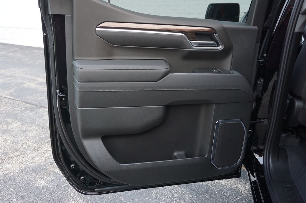 2026 Chevrolet Silverado 1500 LT LT1