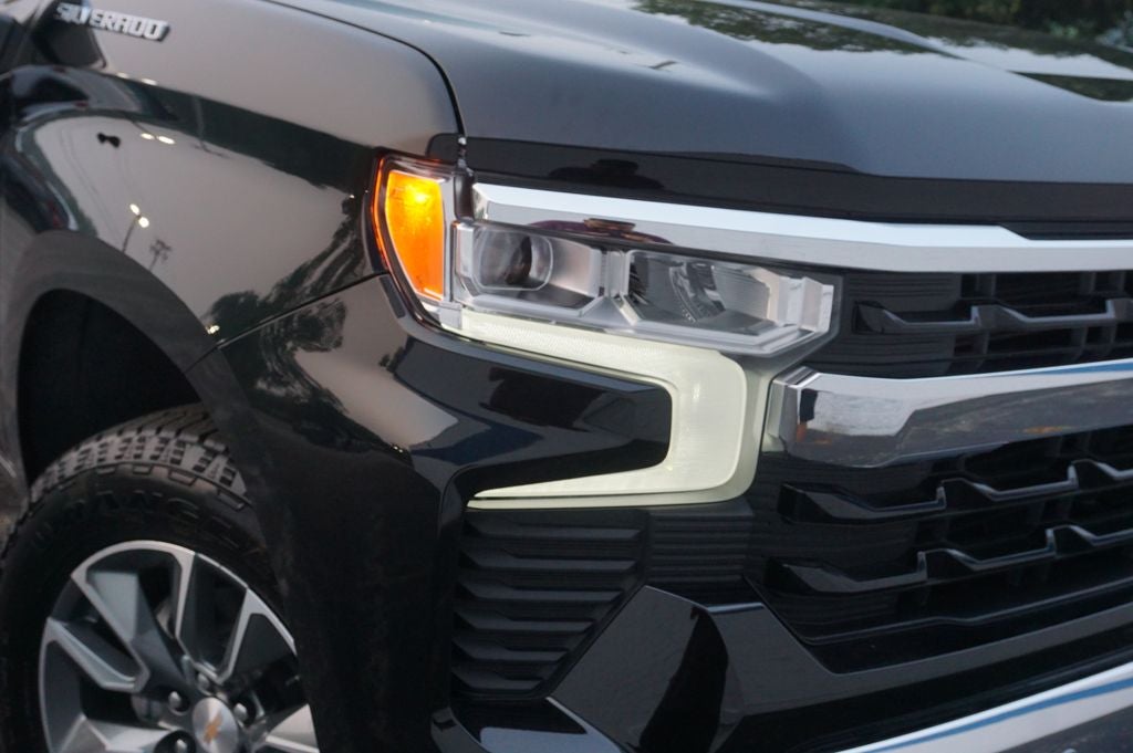 2026 Chevrolet Silverado 1500 LT LT1