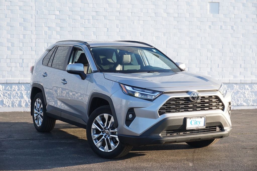 2025 Toyota RAV4 XLE Premium