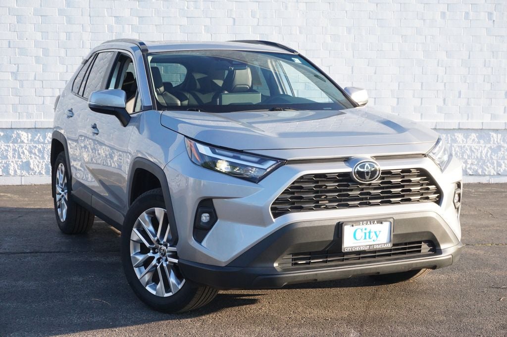 2025 Toyota RAV4 XLE Premium