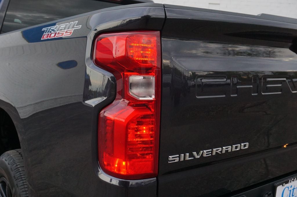 2022 Chevrolet Silverado 1500 Custom Trail Boss