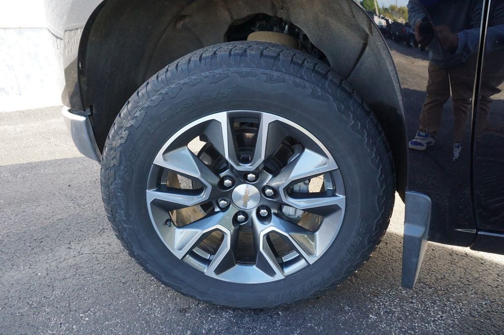 2024 Chevrolet Silverado 1500 LT