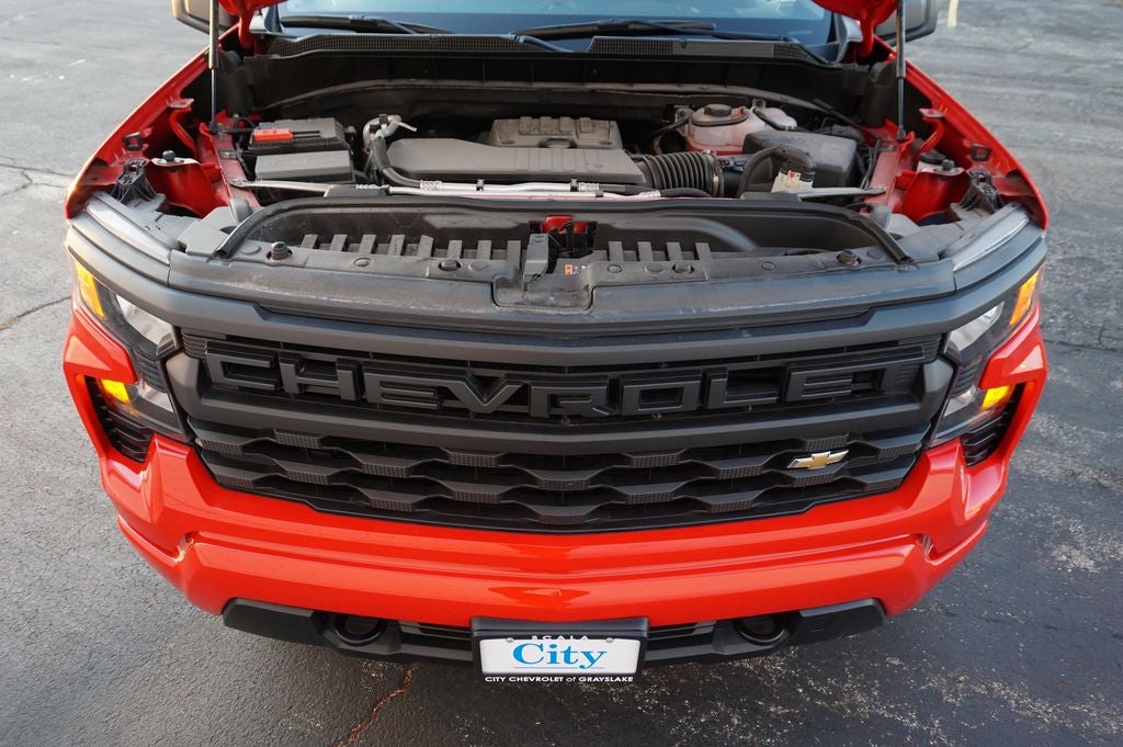 2025 Chevrolet Silverado 1500 Custom