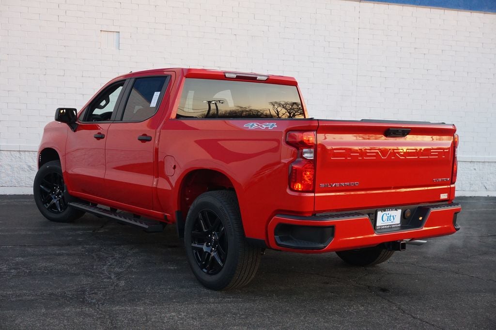 2025 Chevrolet Silverado 1500 Custom