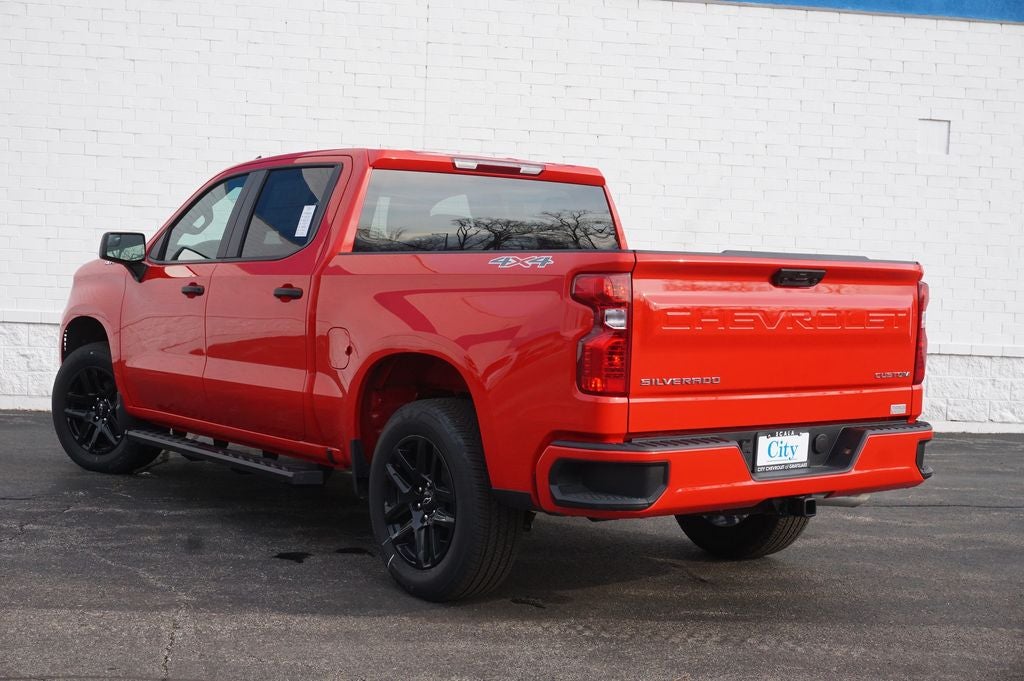 2025 Chevrolet Silverado 1500 Custom