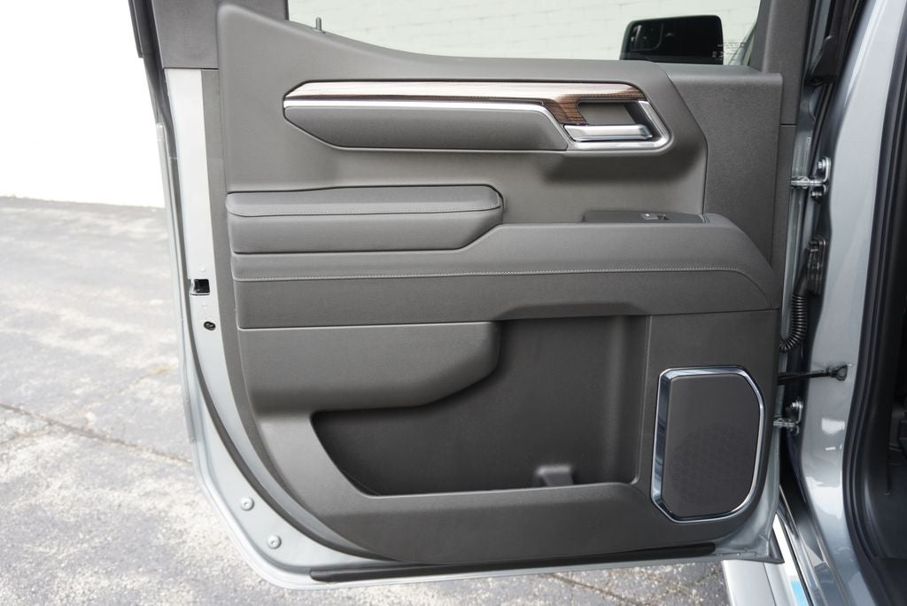 2026 Chevrolet Silverado 1500 LT LT1