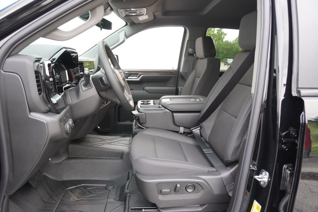 2026 Chevrolet Silverado 1500 LT LT1