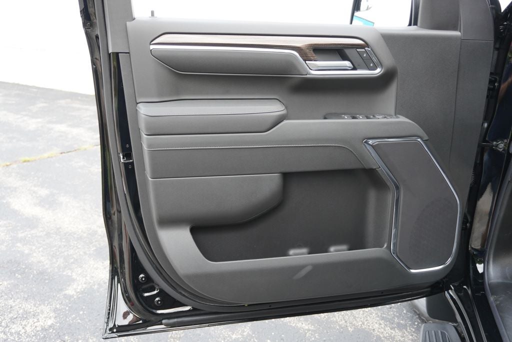 2026 Chevrolet Silverado 1500 LT LT1