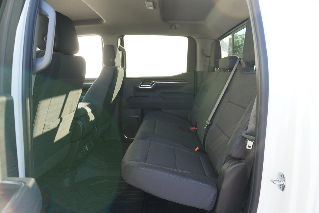 2026 Chevrolet Silverado 1500 LT LT1