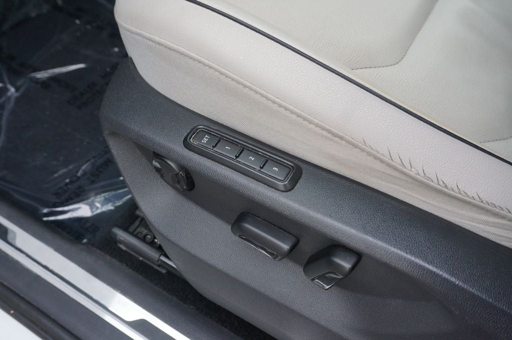 2019 Volkswagen Tiguan 2.0T SEL Premium 4Motion