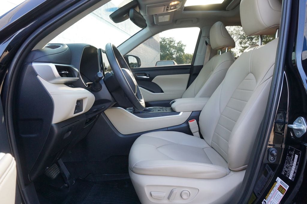 2023 Toyota Highlander XLE