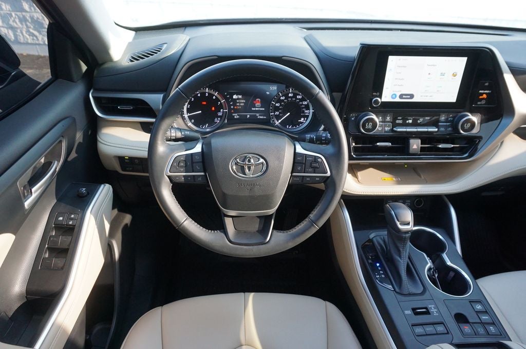 2023 Toyota Highlander XLE