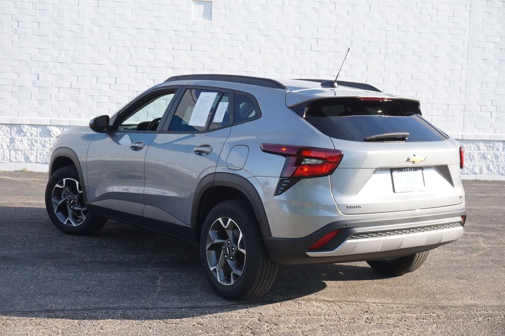 2024 Chevrolet Trax LT
