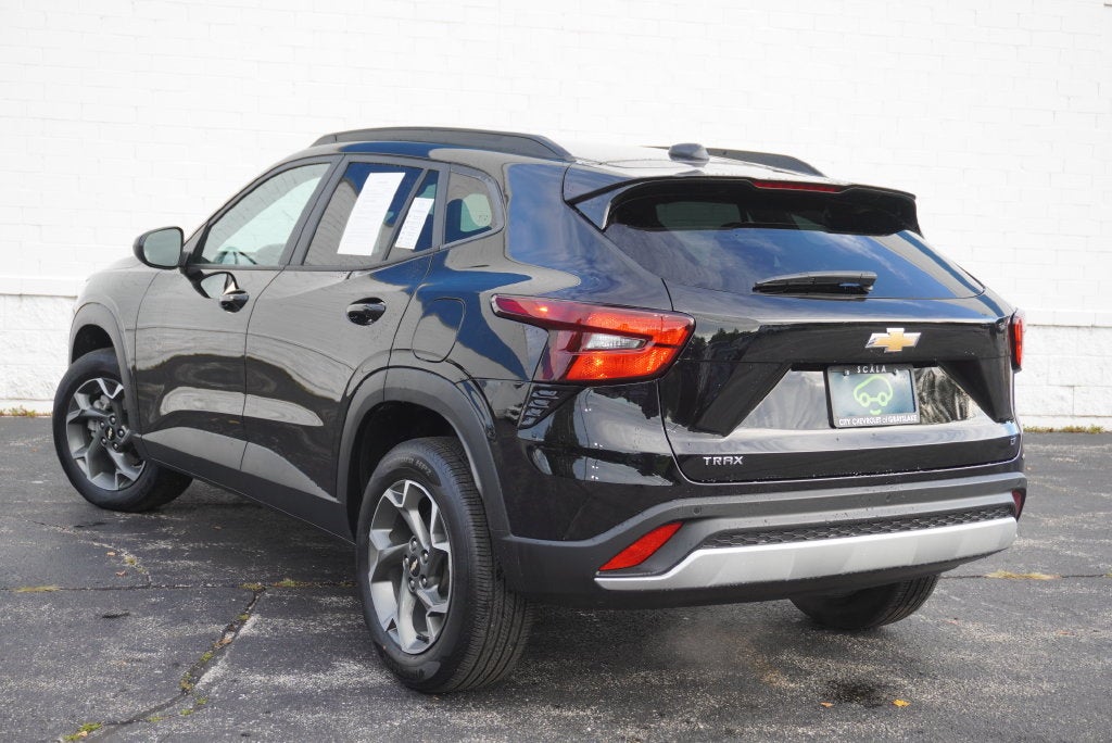 2024 Chevrolet Trax LT