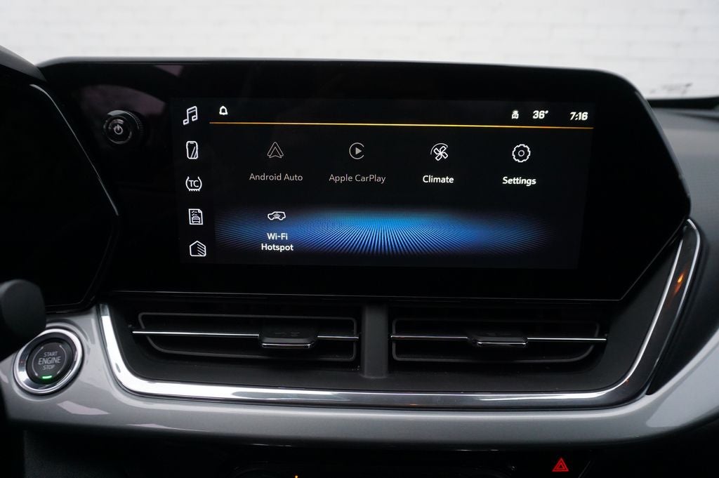 2025 Chevrolet Trax LT