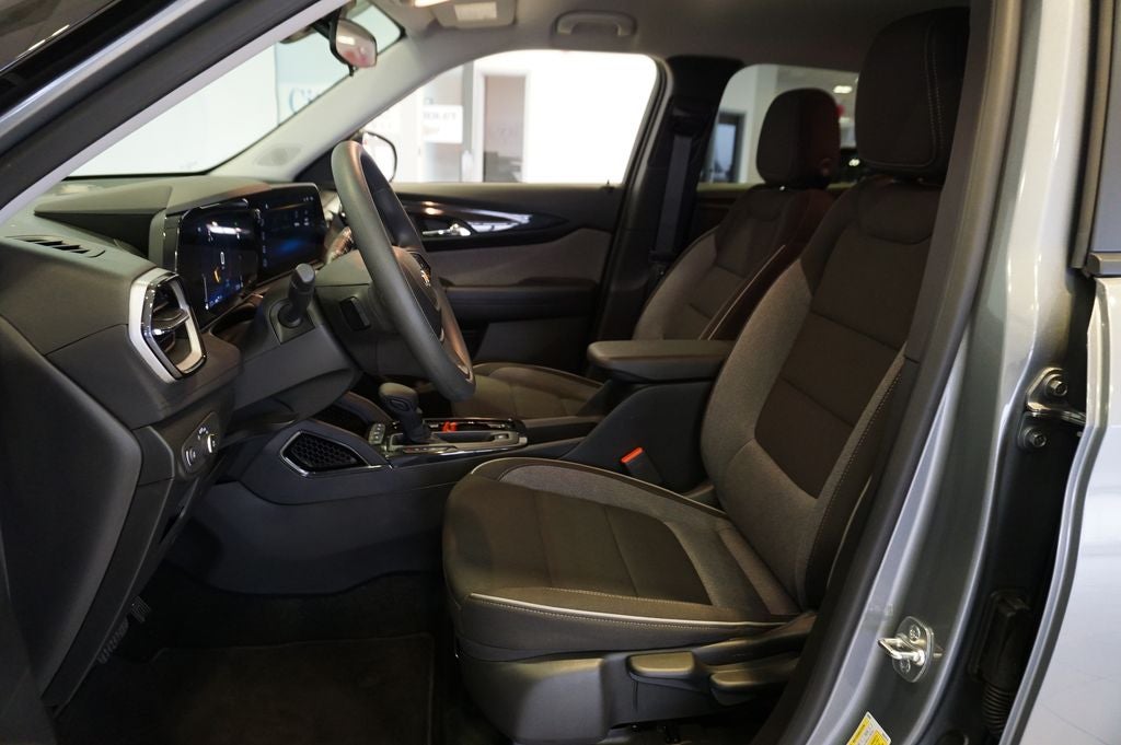 2025 Chevrolet TrailBlazer LS