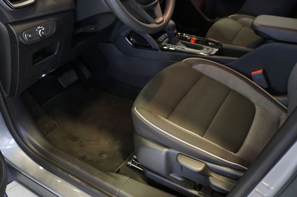 2025 Chevrolet TrailBlazer LS