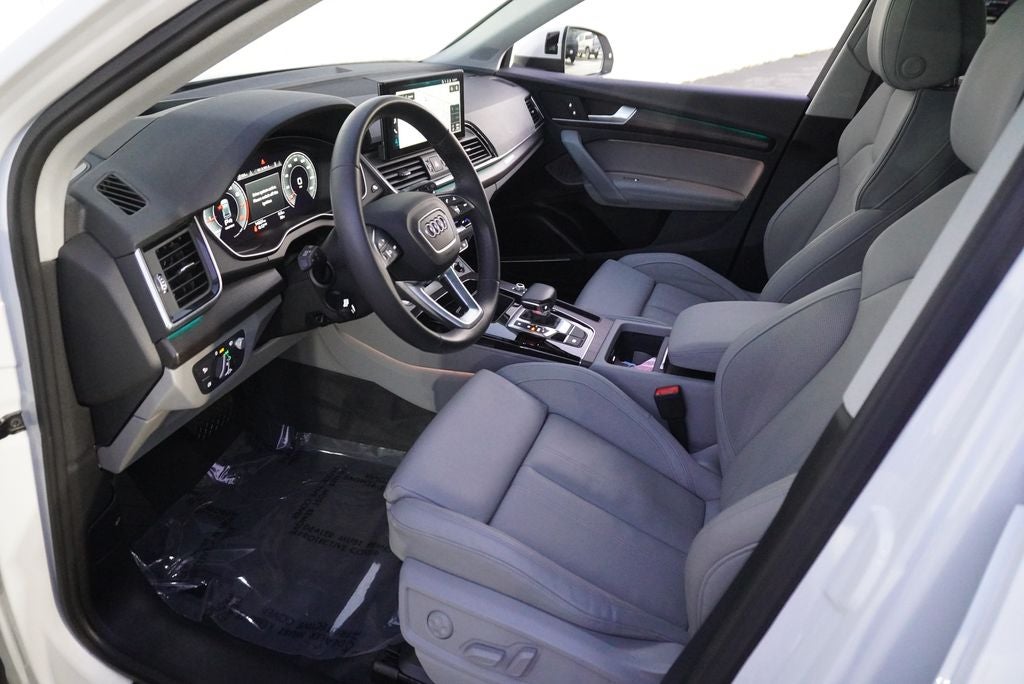 2023 Audi Q5 45 S line Prestige quattro