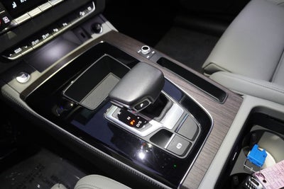 2023 Audi Q5 45 S line Prestige quattro
