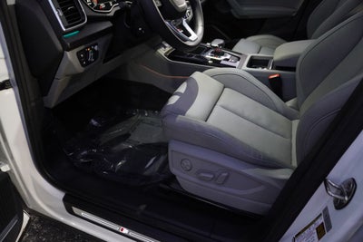 2023 Audi Q5 45 S line Prestige quattro
