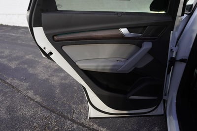 2023 Audi Q5 45 S line Prestige quattro