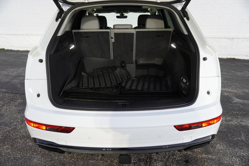 2023 Audi Q5 45 S line Prestige quattro