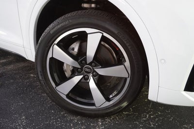 2023 Audi Q5 45 S line Prestige quattro