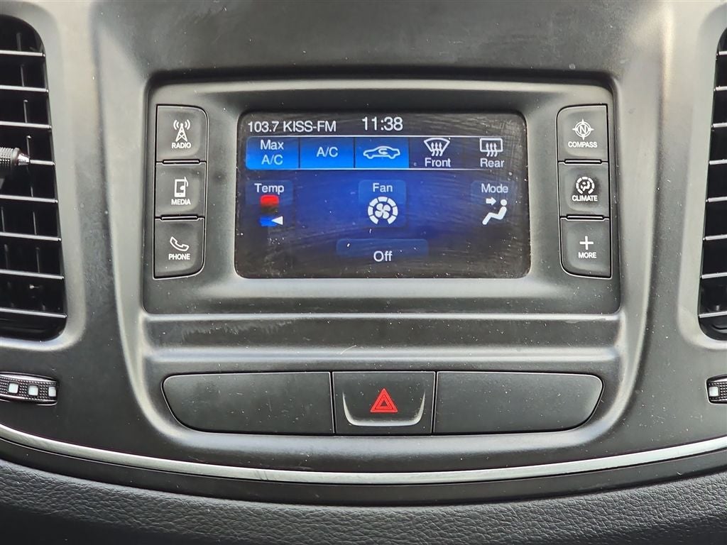 2016 Chrysler 200 Limited
