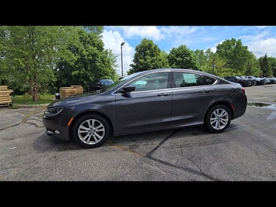2016 Chrysler 200 Limited