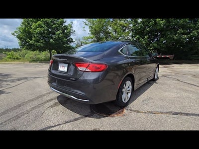 2016 Chrysler 200 Limited