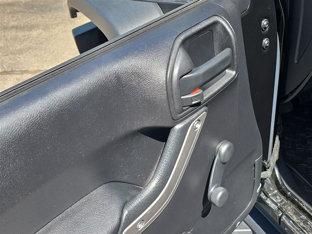 2016 Jeep Wrangler Unlimited Sport HARD TOP AND SOFT TOP