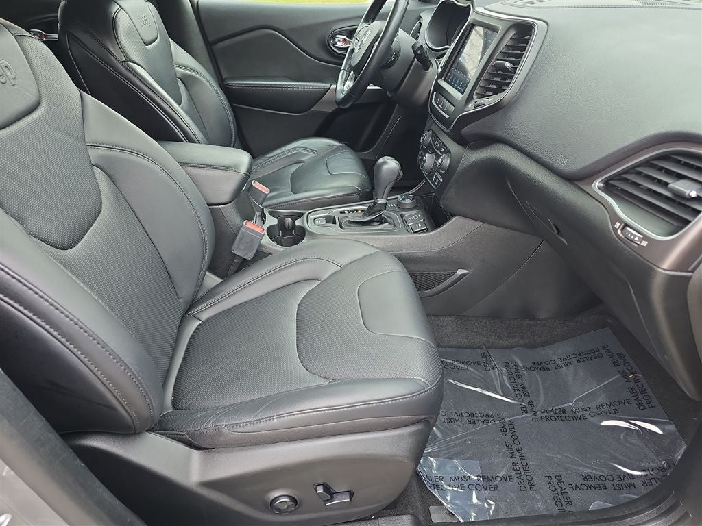 2021 Jeep Cherokee Latitude Lux