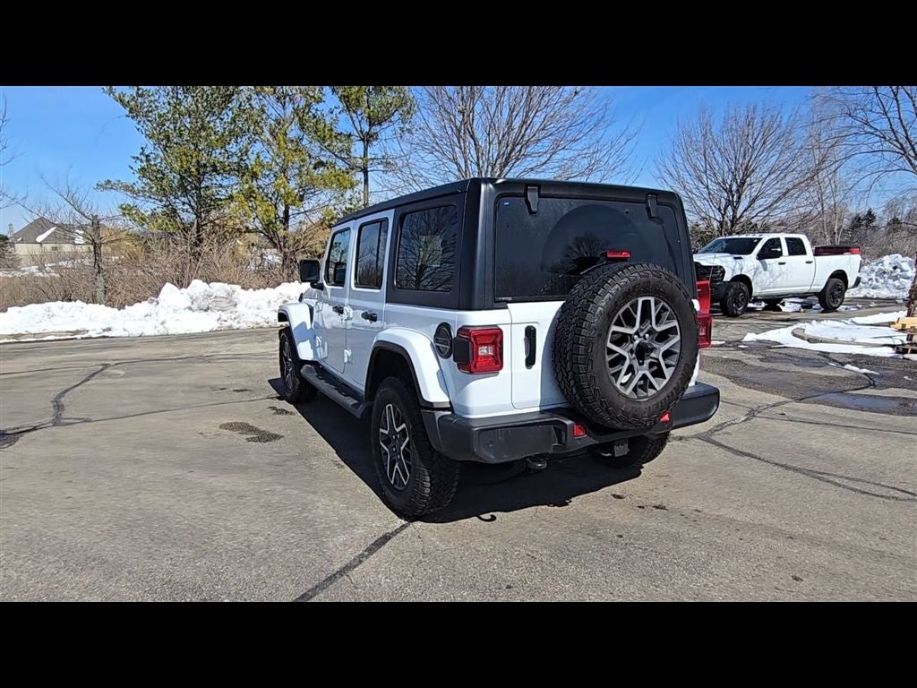 2024 Jeep Wrangler Sahara