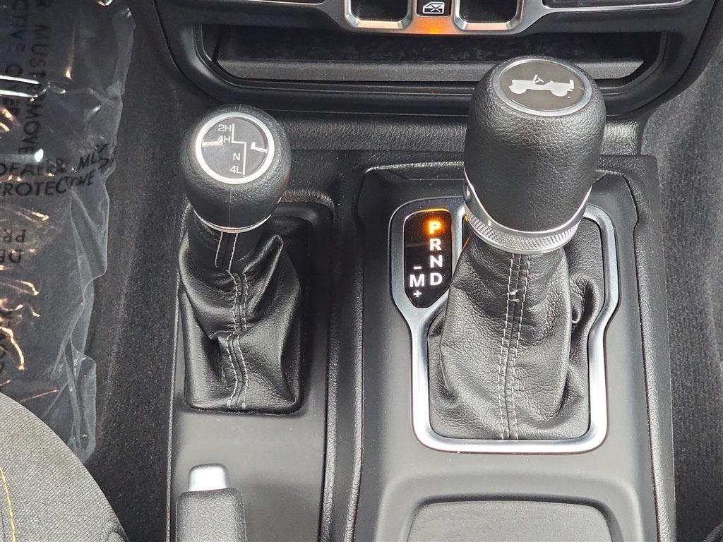 2025 Jeep Wrangler Sahara