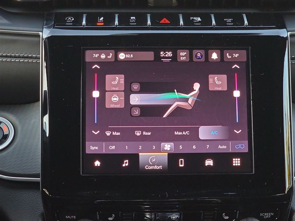 2025 Jeep Grand Cherokee Laredo X